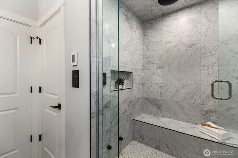 $1,050,000 | 4559 34th Avenue South, Seattle, WA 98118