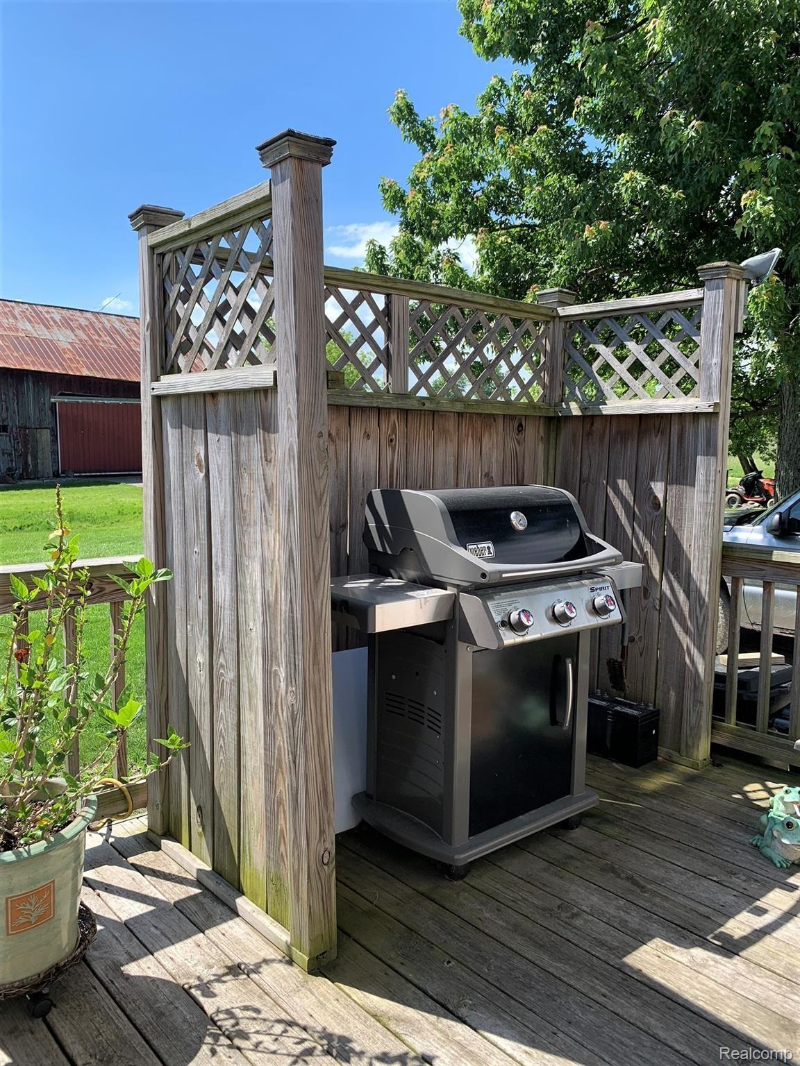 5672 Hessen Road Casco, MI 48064 - Photo 35 of 52 Deck 3.JPEG