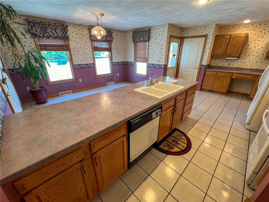 167 Moore Road Butler, PA 16001 - Photo 11 of 50 a room with gym equipment