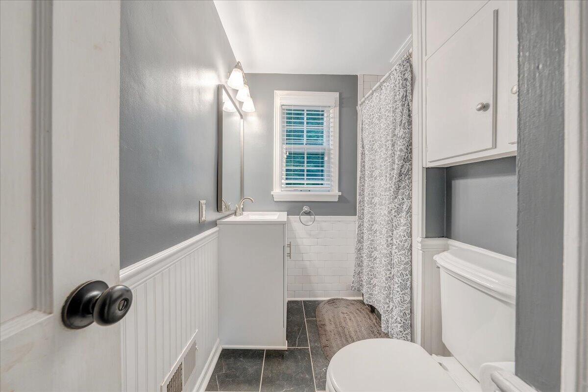3136 West Ridge Road Southwest Roanoke, VA 24014 - Photo 23 of 45 23-MIB04442