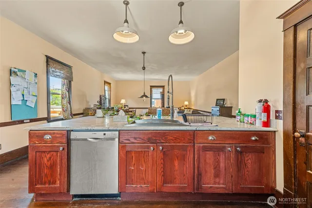 $1,210,000 | 314 West 1st Street, Port Angeles, WA 98362