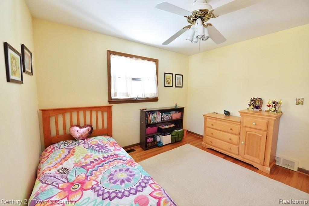 180 Wimberly Drive Rochester Hills, MI 48306 - Photo 25 of 42