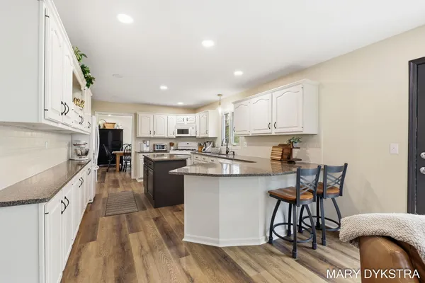 $729,900 | 2848 Belleglade Court Southeast, Grand Rapids, MI 49546