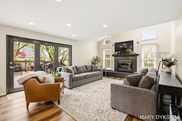 $729,900 | 2848 Belleglade Court Southeast, Grand Rapids, MI 49546