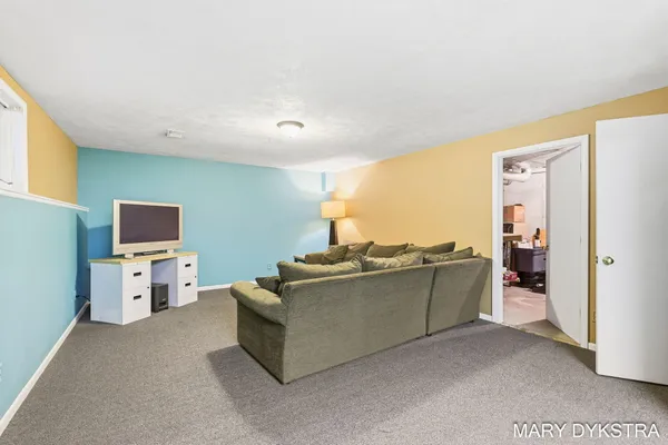 $729,900 | 2848 Belleglade Court Southeast, Grand Rapids, MI 49546
