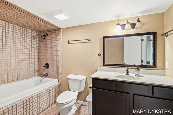 $729,900 | 2848 Belleglade Court Southeast, Grand Rapids, MI 49546