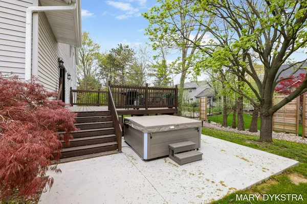 $729,900 | 2848 Belleglade Court Southeast, Grand Rapids, MI 49546