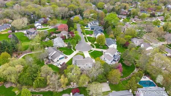 $729,900 | 2848 Belleglade Court Southeast, Grand Rapids, MI 49546