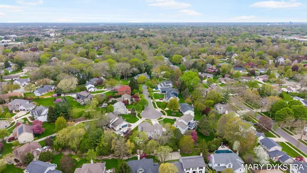 $729,900 | 2848 Belleglade Court Southeast, Grand Rapids, MI 49546
