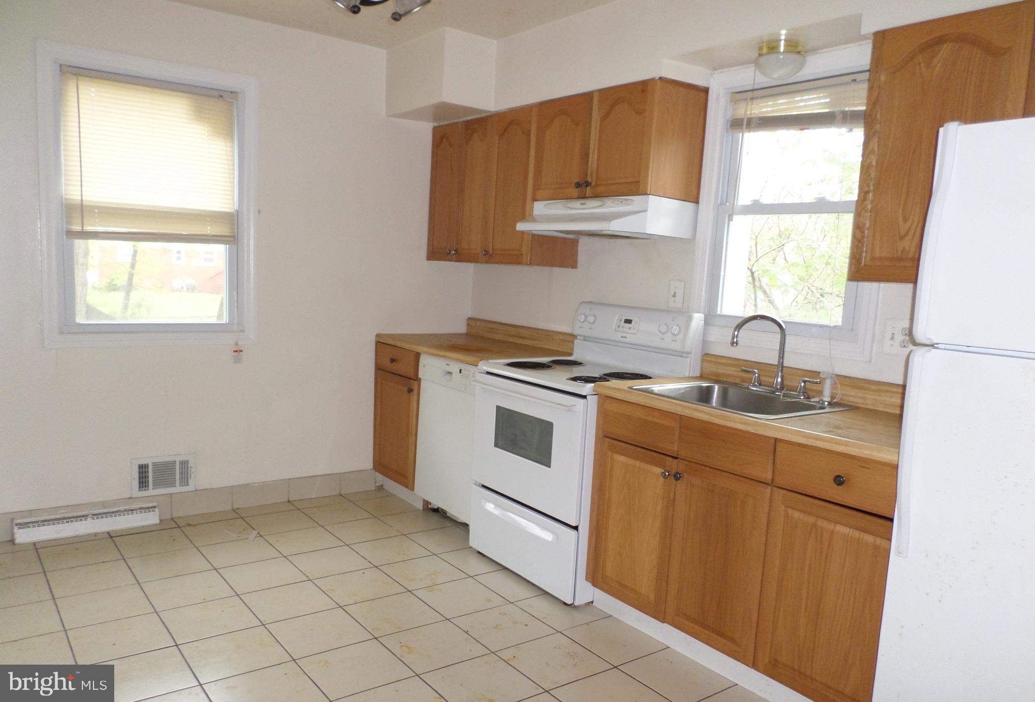 4833 St Barnabas Road Temple Hills, MD 20748 - Photo 11 of 12 Kitchen