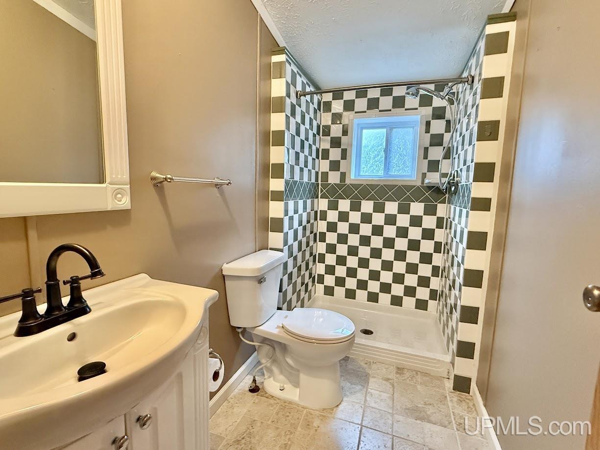 3873 14.5 Road Escanaba, MI 49829 - Photo 31 of 41