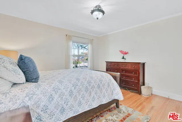 $7,895 | 5501 Cantaloupe Avenue, Sherman Oaks, CA 91401