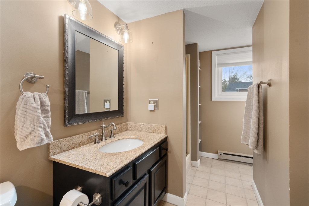 7 Gentry Lane, Unit 7 Uxbridge, MA 01569 - Photo 14 of 22