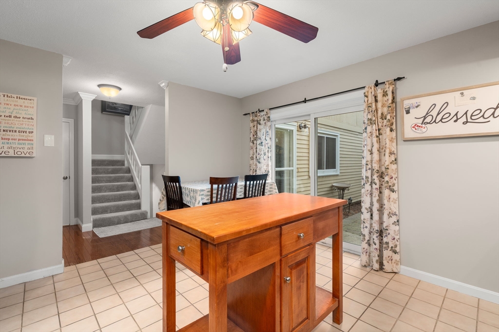 7 Gentry Lane, Unit 7 Uxbridge, MA 01569 - Photo 4 of 22