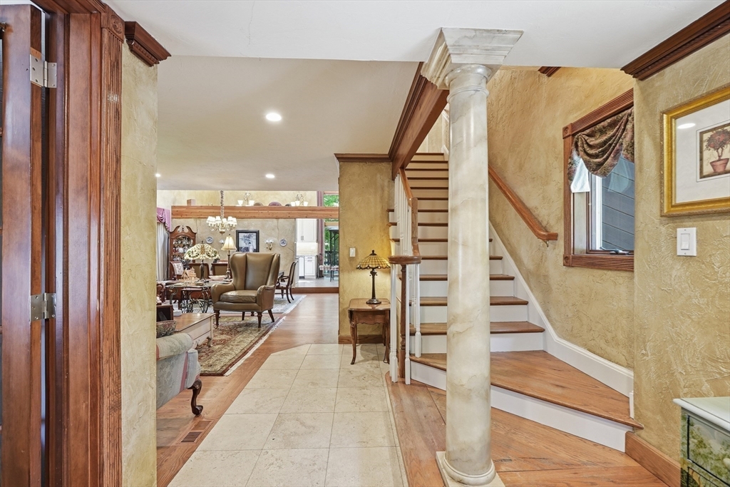41 Apple Road Brimfield, MA 01010 - Photo 4 of 37