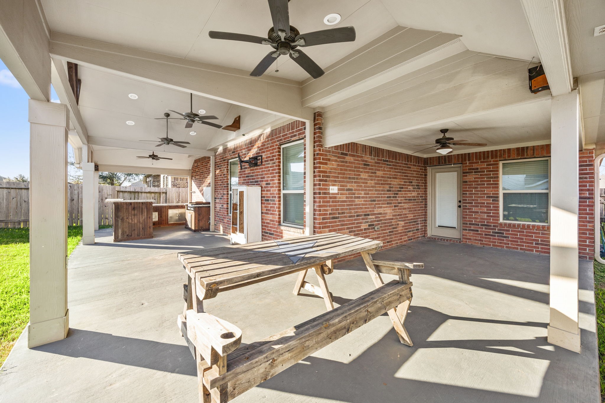 4342 Ambrosia Lane Baytown, TX 77521 - Photo 32 of 34 a room with gym equipment