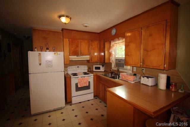 481 Worley Road Marion, NC 28752 - Photo 7 of 22 Gallery Image 7