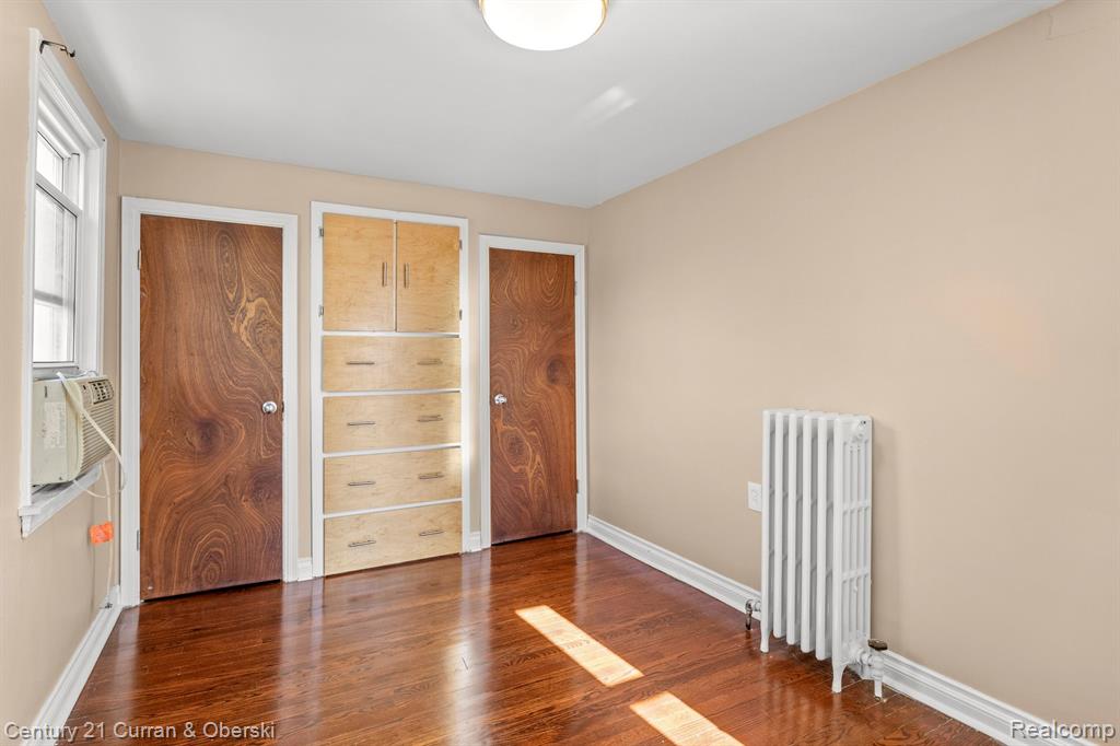 20634 Ridgemont Road Harper Woods, MI 48225 - Photo 28 of 38