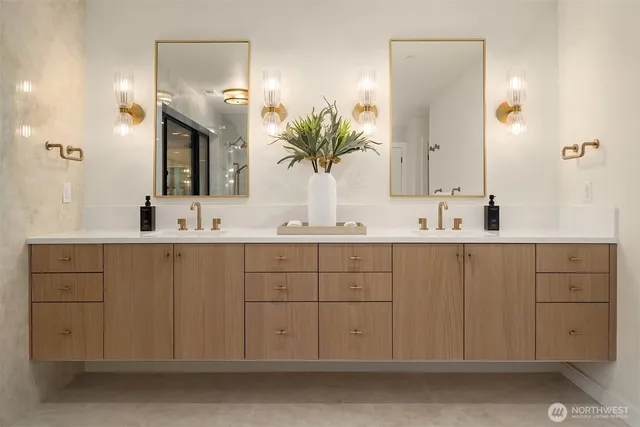 a view of a bathtub in a yard