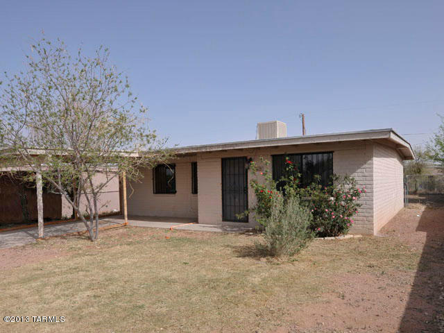 109 East Corona Road Tucson, AZ 85756 - Photo 3 of 26 Gallery Image 3