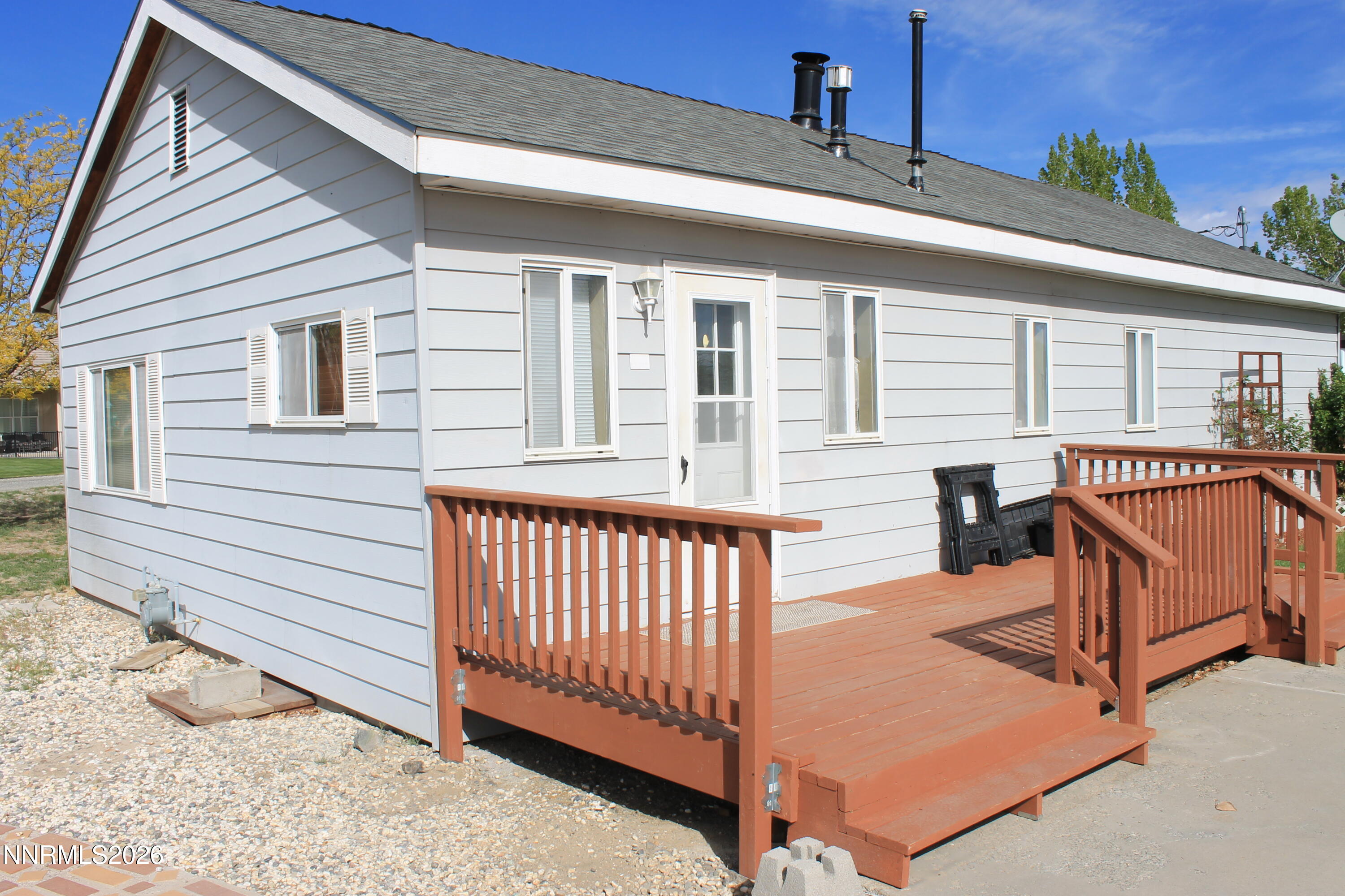 320 Reyes Way Yerington, NV 89447 - Photo 10 of 23 IMG_2996