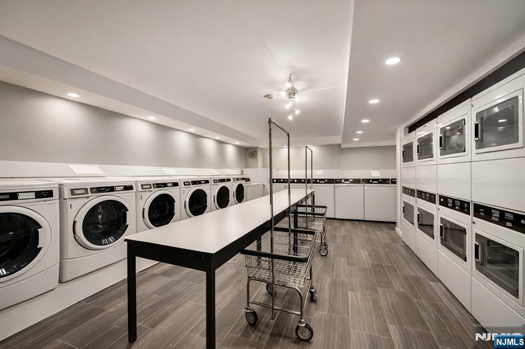 1203 River Road, Unit 19K Edgewater, NJ 07020 - Photo 18 of 20