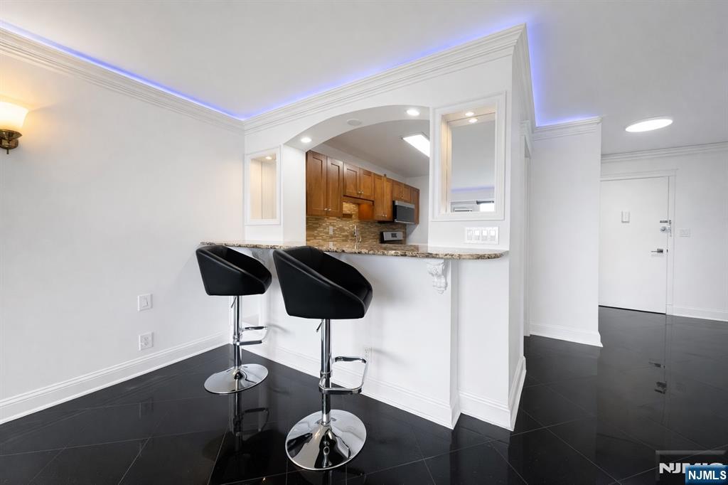 1203 River Road, Unit 19K Edgewater, NJ 07020 - Photo 9 of 20