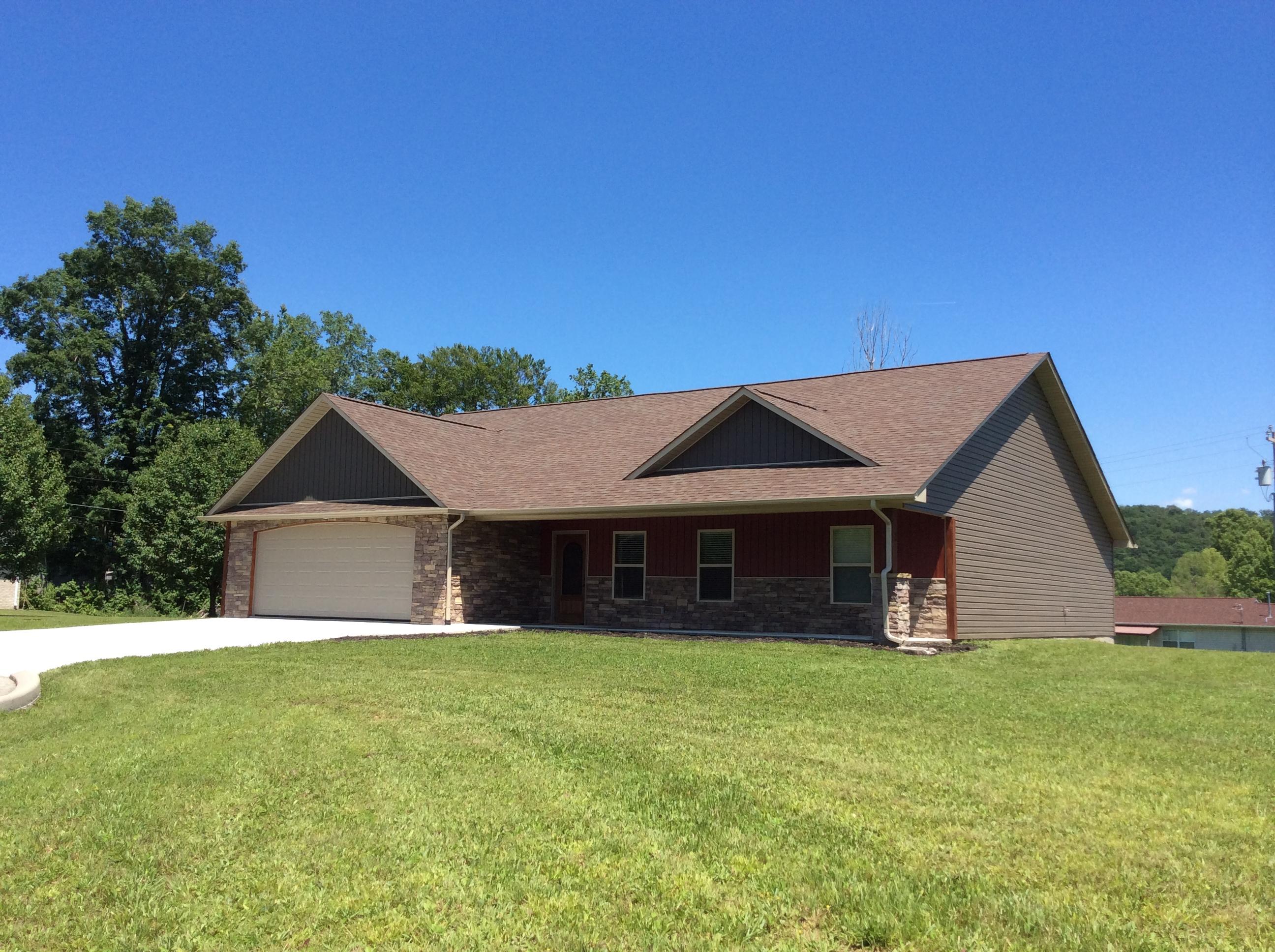 1219 Cooper Lake Road Oneida, TN 37841 - Photo 3 of 13 IMG_3109