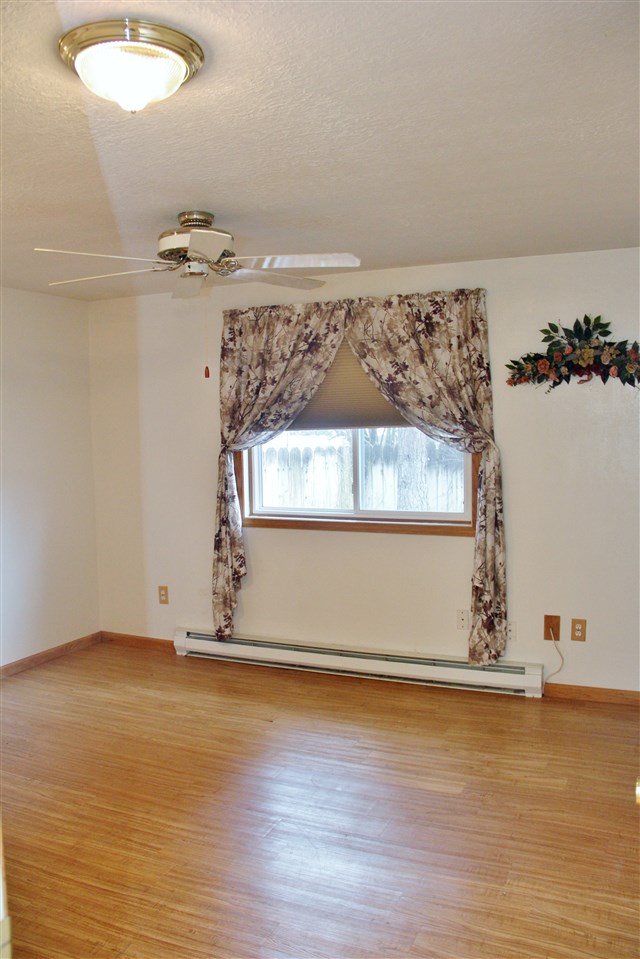 3508 South Bowdish Road Spokane Valley, WA 99206 - Photo 11 of 20 Gallery Image 11