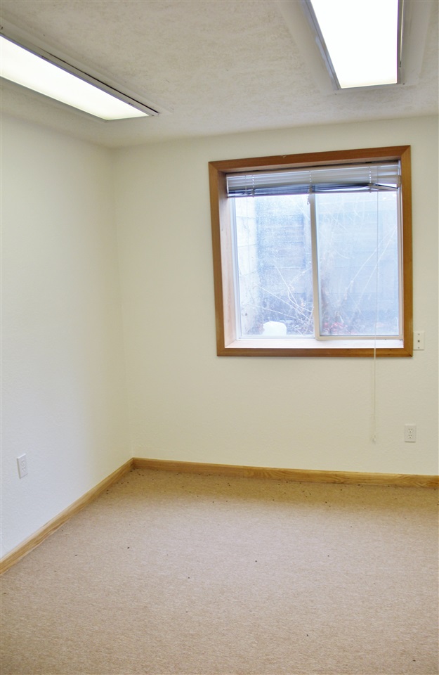 3508 South Bowdish Road Spokane Valley, WA 99206 - Photo 17 of 20 Gallery Image 17
