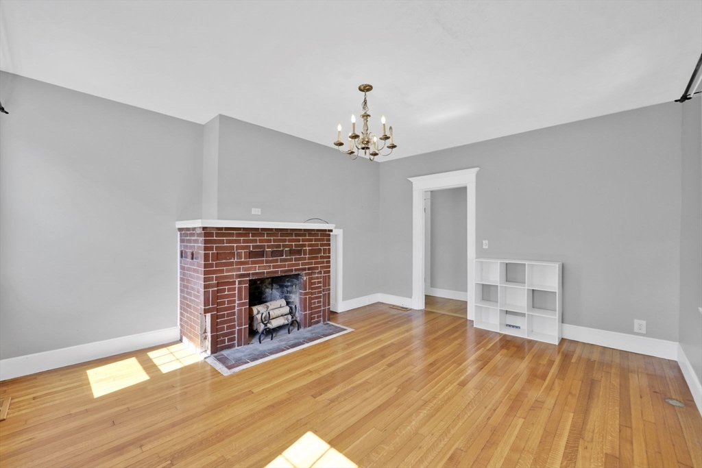 543 Amostown Road West Springfield, MA 01089 - Photo 16 of 42 Gallery Image 16