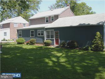 424 Alliston Road Springfield, PA 19064 - Photo 2 of 12 Exterior Back