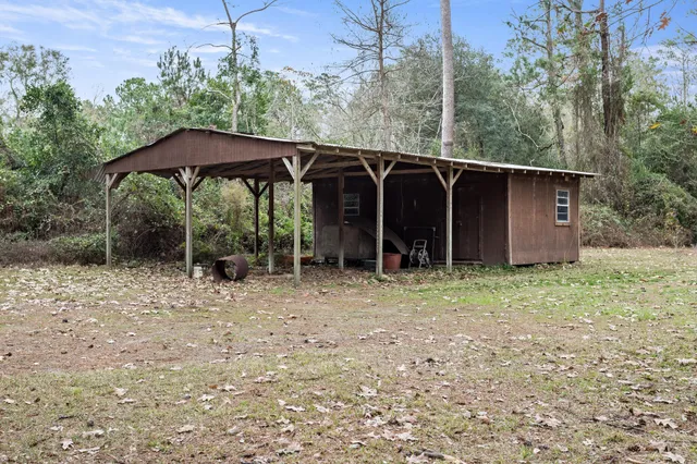 $320,000 | 14428 Farm To Market 787, Saratoga, TX 77585