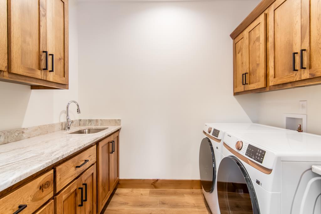 2468 Twisted Oak Road Talking Rock, GA 30175 - Photo 42 of 67 a utility room with dryer and washer