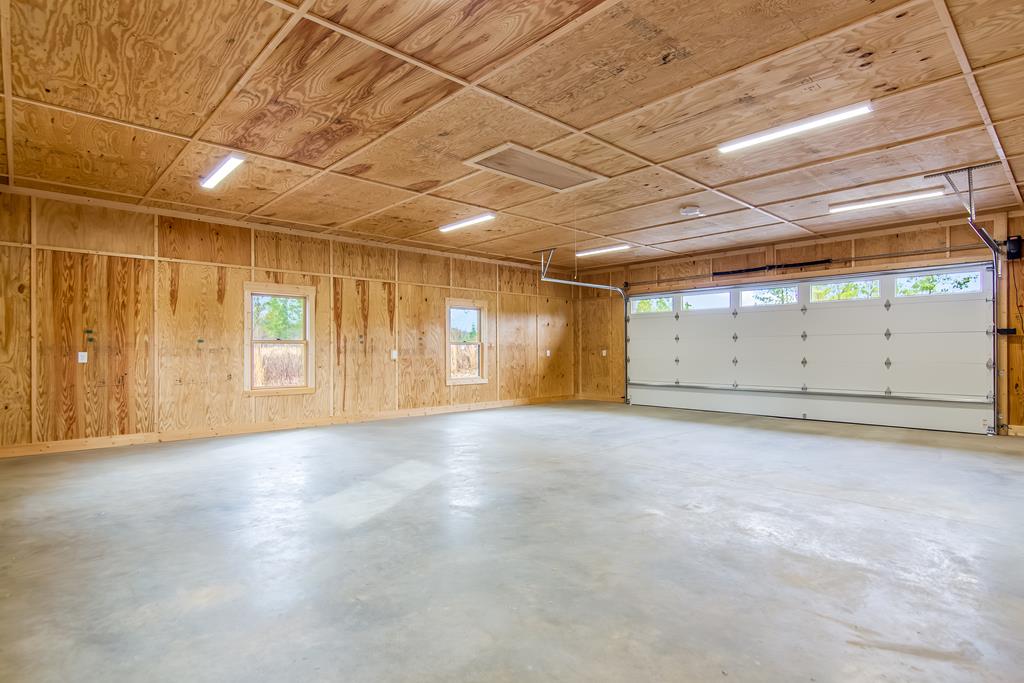 2468 Twisted Oak Road Talking Rock, GA 30175 - Photo 45 of 67 a view of a garage