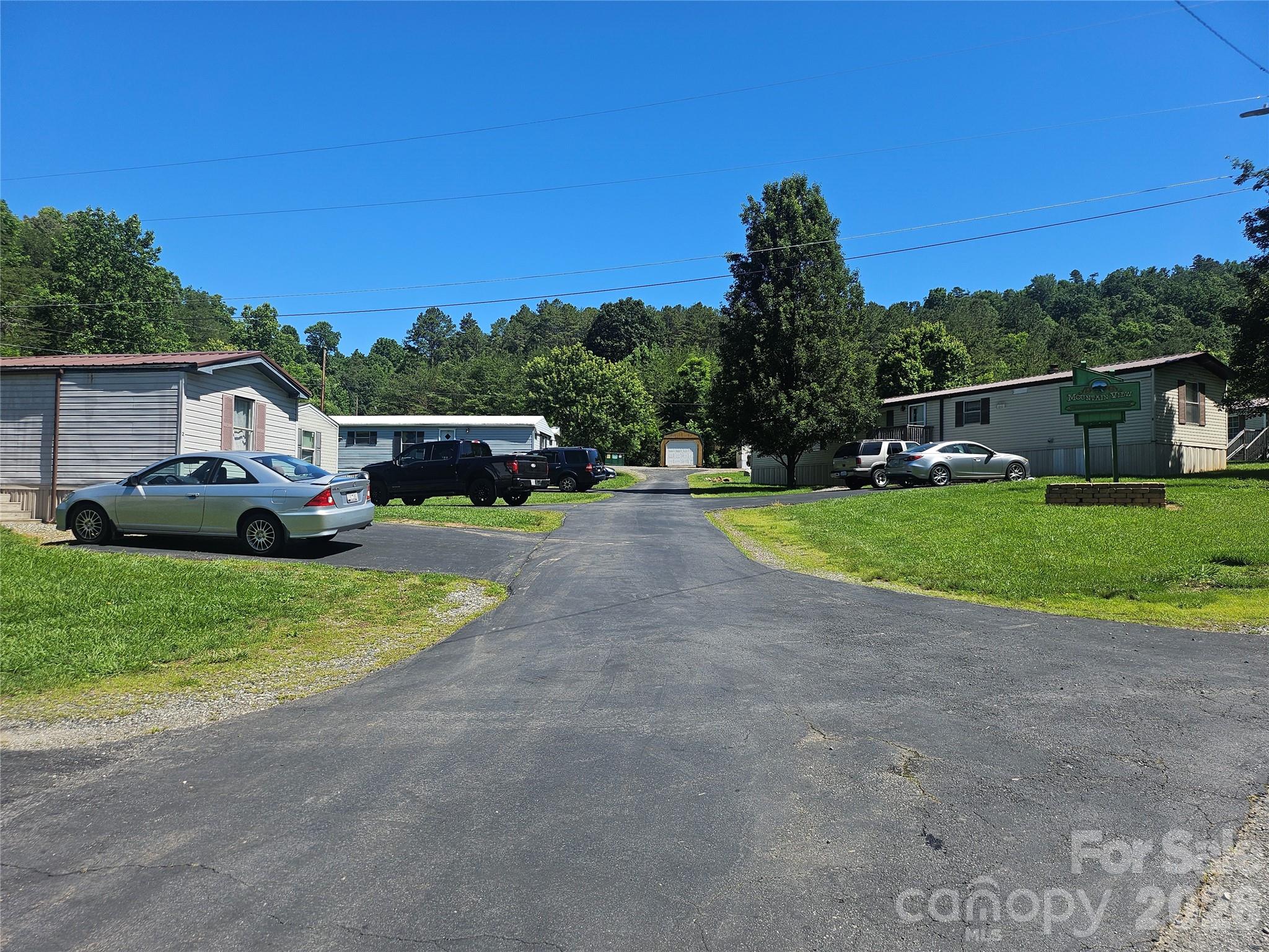 8 Mountain View Road Weaverville, NC 28787 - Photo 3 of 11