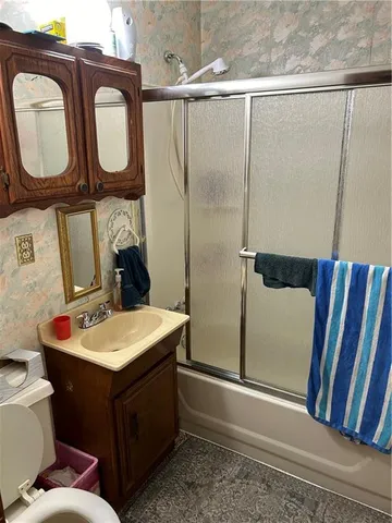 $199,500 | 1300 Cherokee Street, Leavenworth, KS 66048