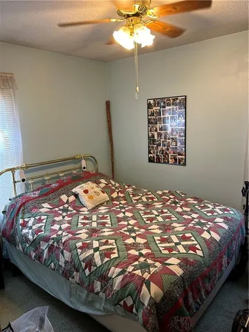 $199,500 | 1300 Cherokee Street, Leavenworth, KS 66048