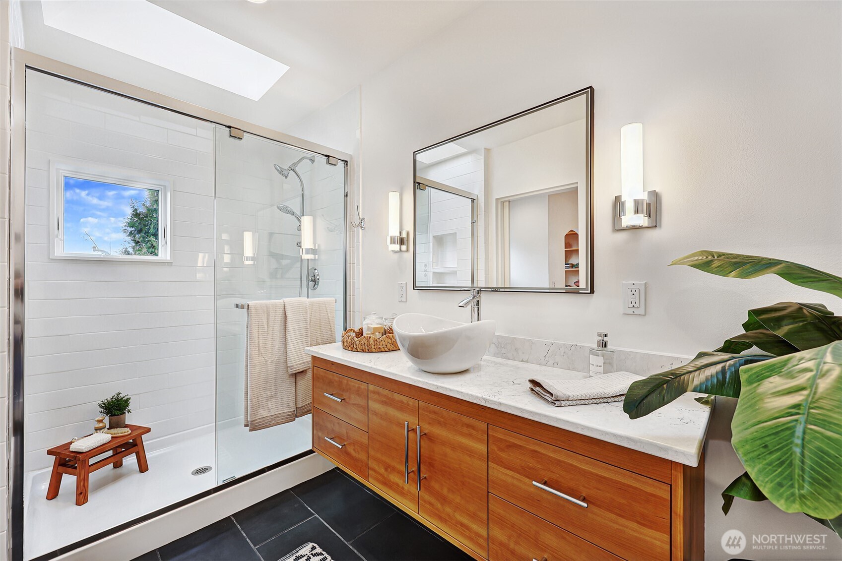 809 Northwest 58th Street Seattle, WA 98107 - Photo 21 of 40 Gallery Image 21