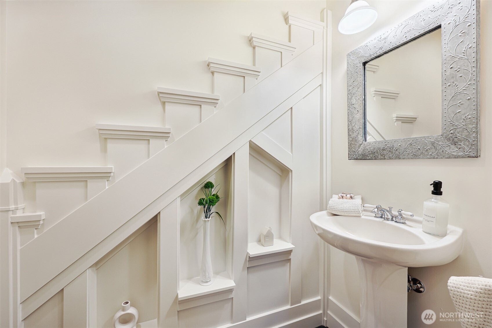 809 Northwest 58th Street Seattle, WA 98107 - Photo 10 of 40 Gallery Image 10