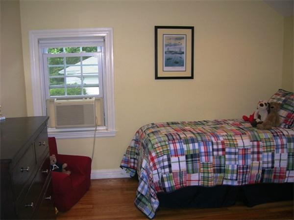 28 Parker Road Needham, MA 02494 - Photo 16 of 20