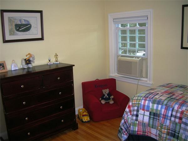 28 Parker Road Needham, MA 02494 - Photo 17 of 20