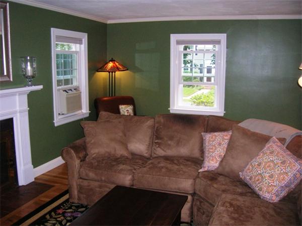 28 Parker Road Needham, MA 02494 - Photo 3 of 20