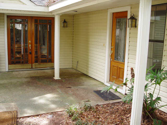 655 North Mobile Street Fairhope, AL 36532 - Photo 32 of 36 Entry porch