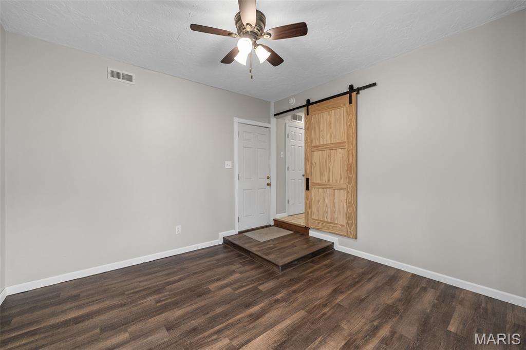 25111 Schuetzenground Road Warrenton, MO 63383 - Photo 18 of 47