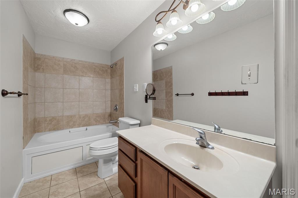 25111 Schuetzenground Road Warrenton, MO 63383 - Photo 23 of 47