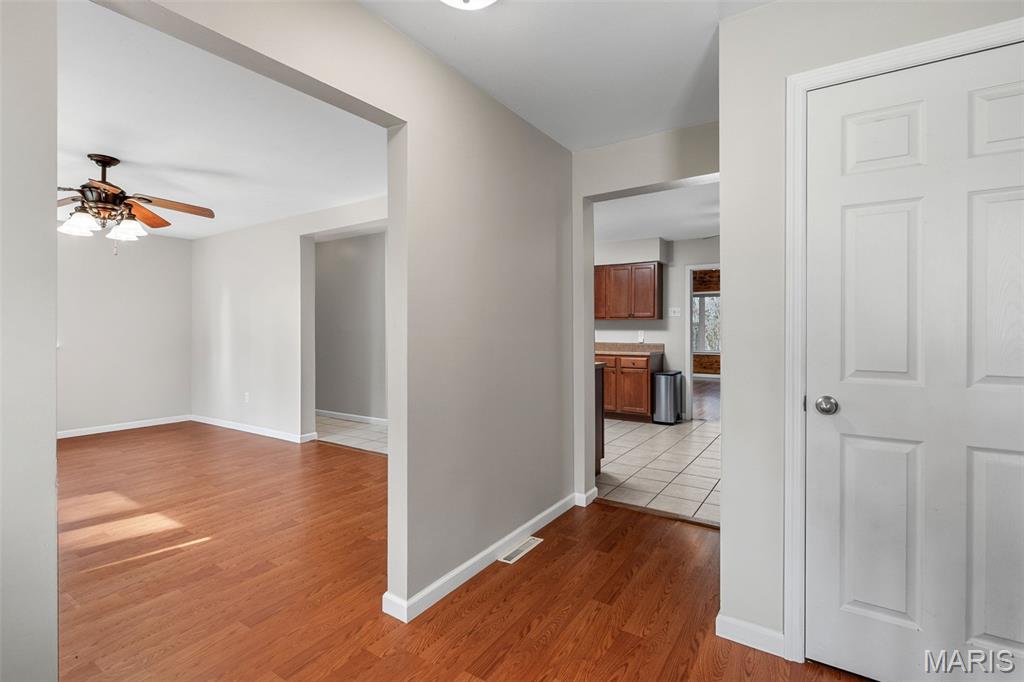 25111 Schuetzenground Road Warrenton, MO 63383 - Photo 5 of 47