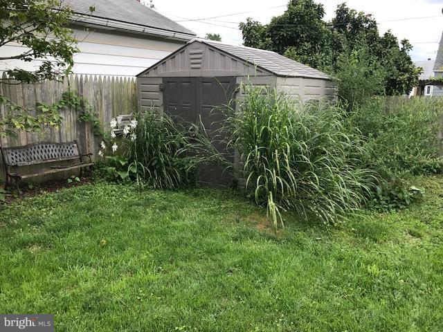 1704 Leslie Road Baltimore, MD 21222 - Photo 24 of 24 a view of a backyard