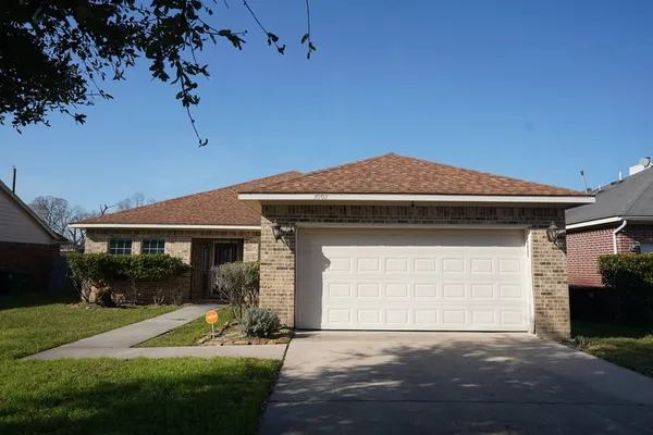 $2,250 | 3002 Carmel Street, Houston, TX 77091