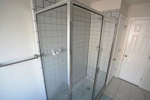 $2,250 | 3002 Carmel Street, Houston, TX 77091